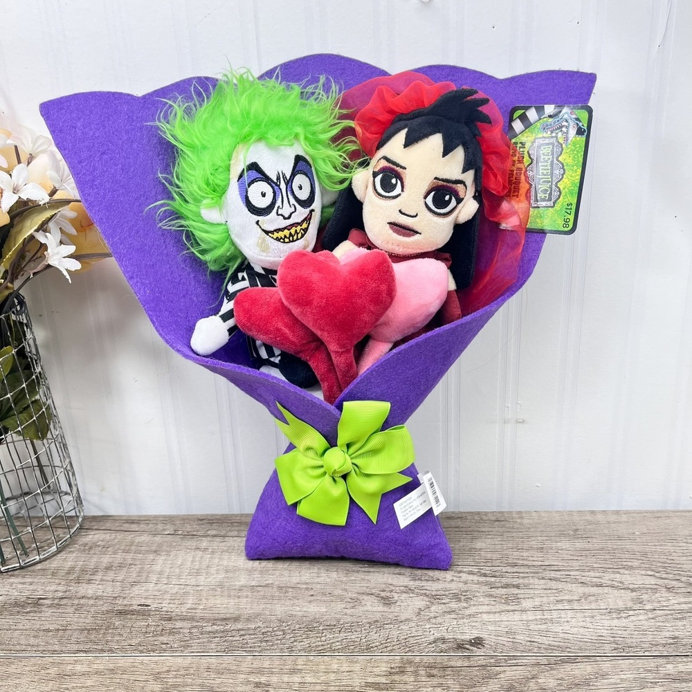 BEETLEJUICE & LYDIA Valentine's Day 13" Plush Bouquet 2025 nwt